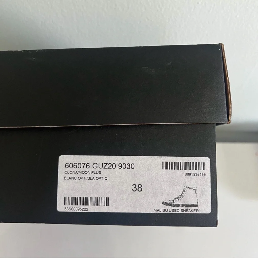 Saint Laurent Black and White High-Top Sneakers - Picture 4 of 4